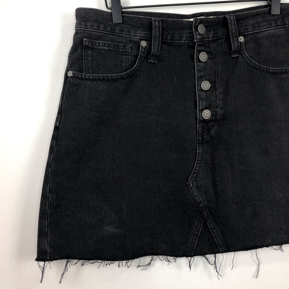 Madewell black mini jean skirt size 30